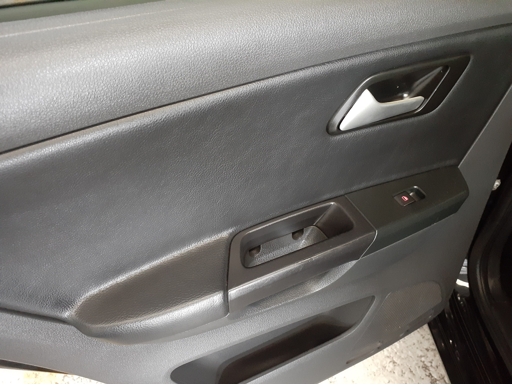 Volkswagen Fox Preto