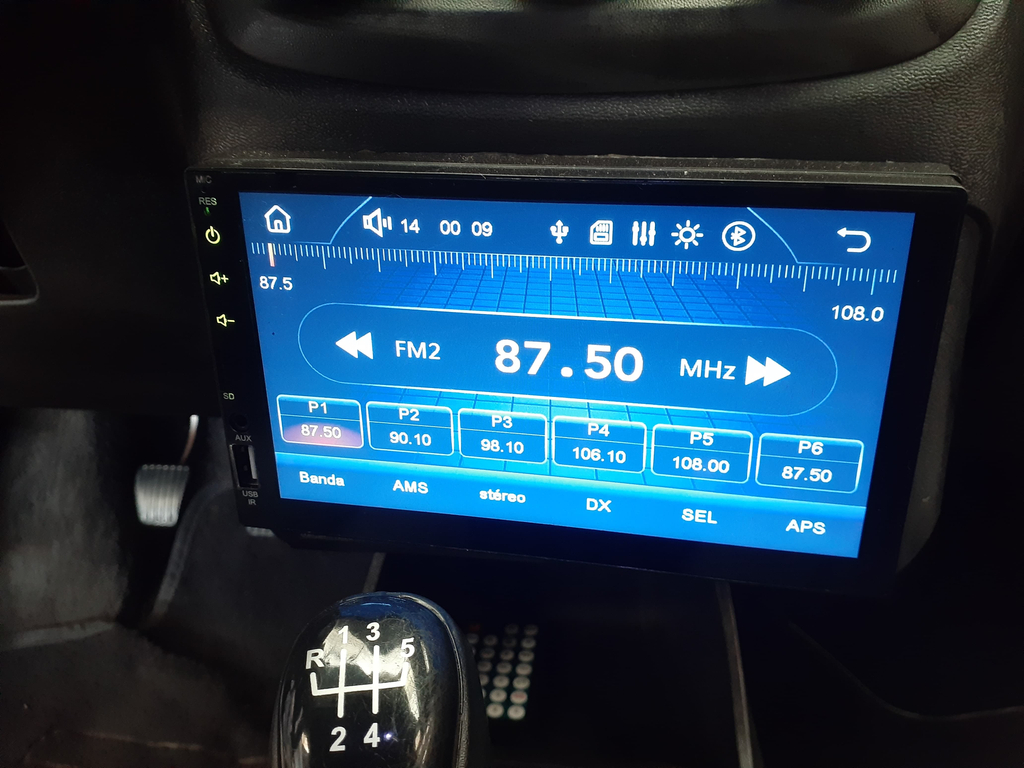 Chevrolet Montana Preto