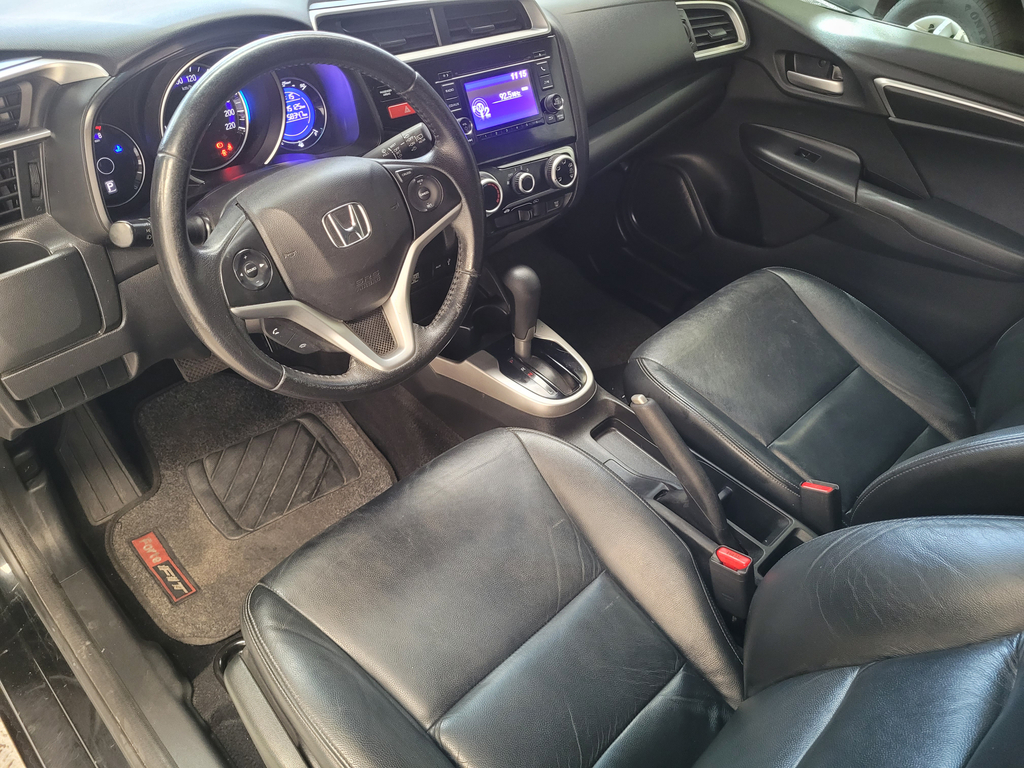 Honda Fit Preto