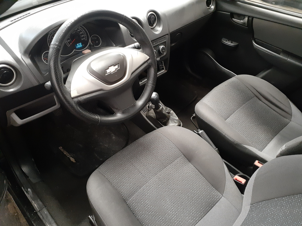 Chevrolet Celta Preto