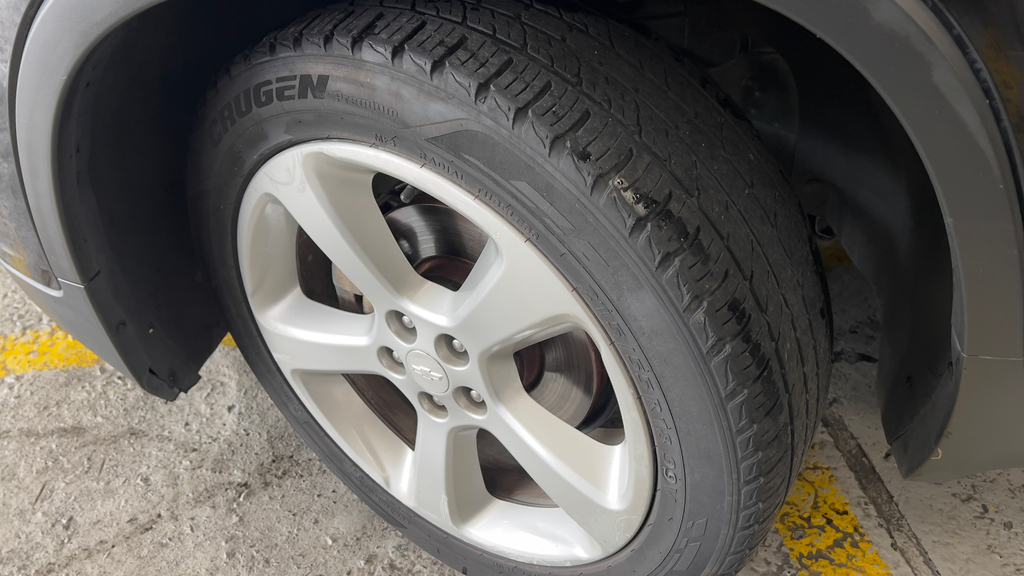 Chevrolet Tracker Preto