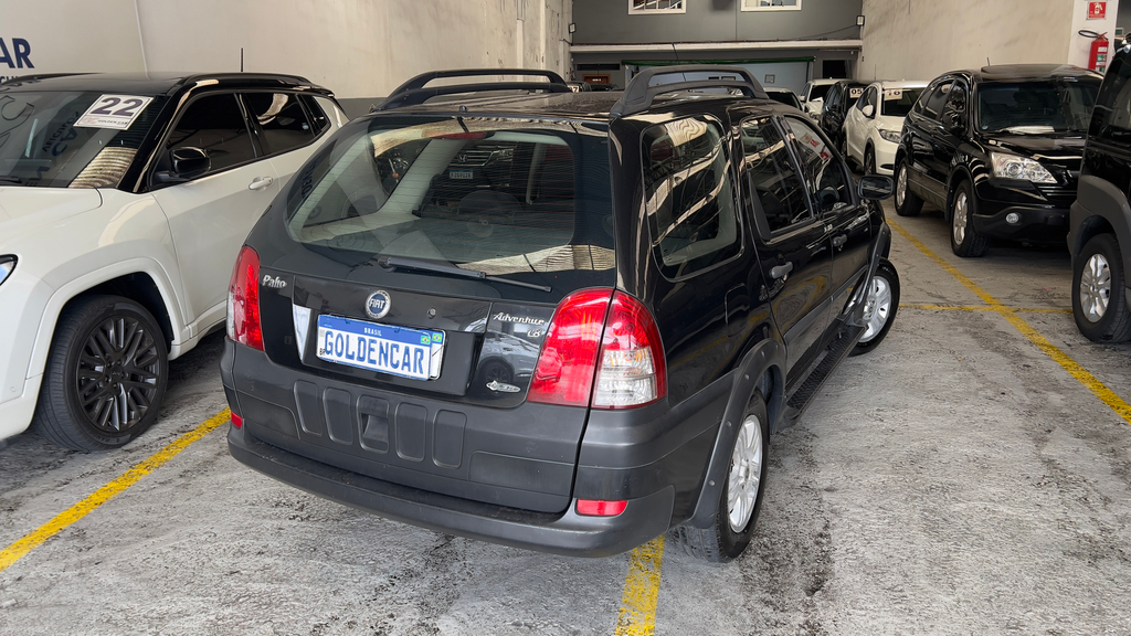 Fiat Palio Weekend Preto
