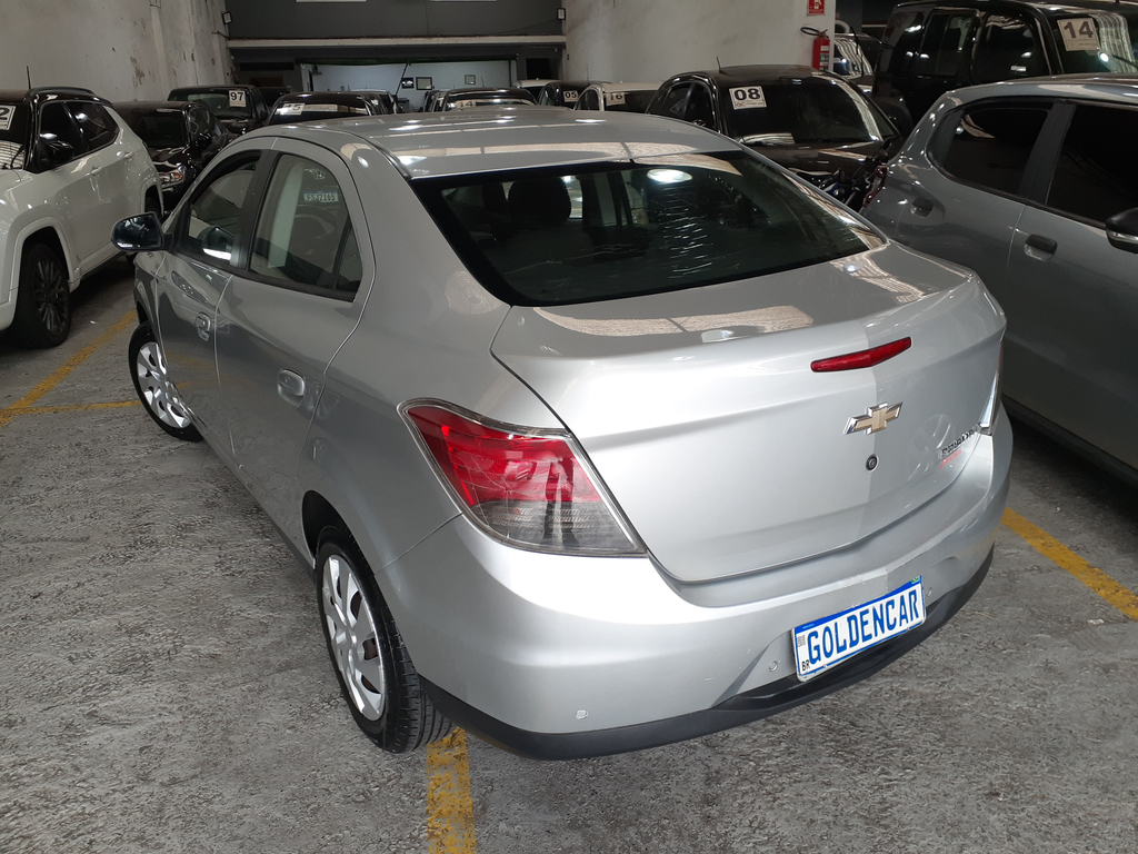 Chevrolet Prisma Prata