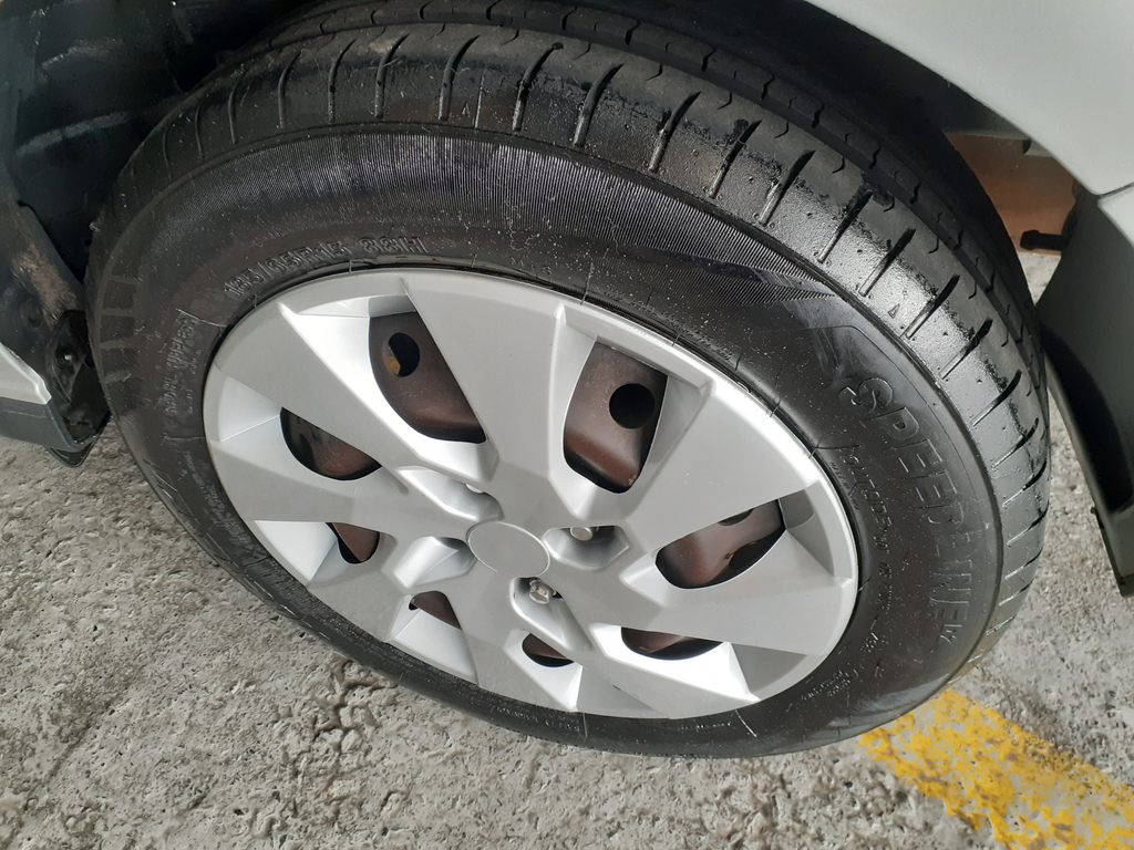 Chevrolet Prisma Prata