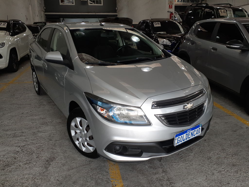 Chevrolet Prisma Prata