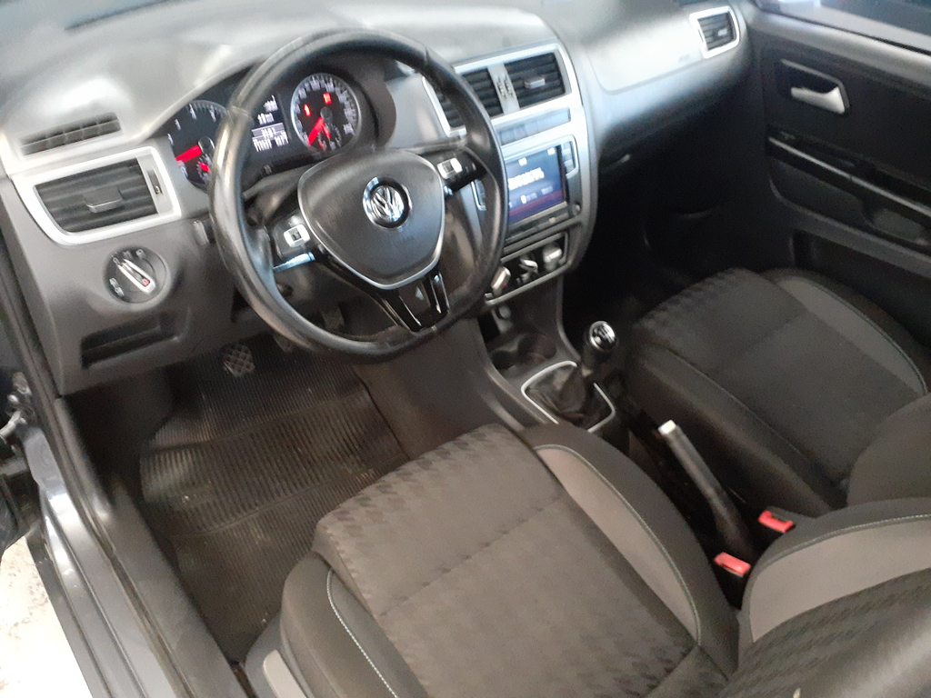 Volkswagen Fox Cinza