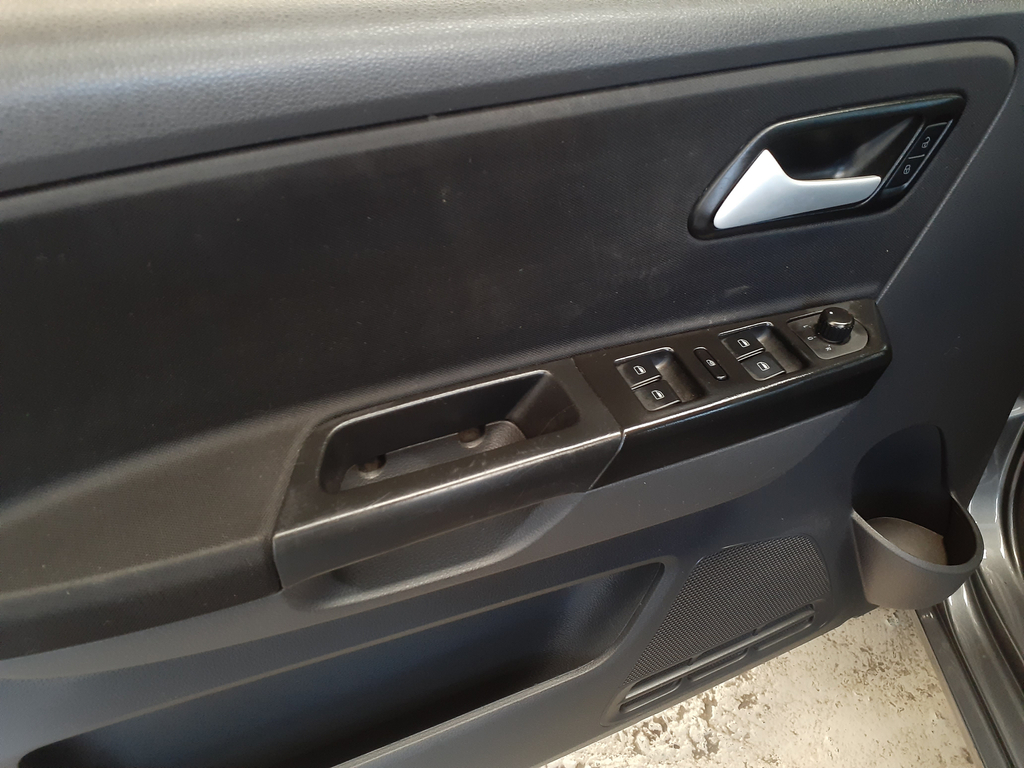 Volkswagen Fox Cinza