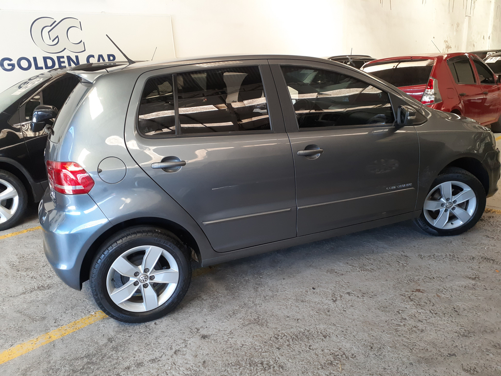 Volkswagen Fox Cinza