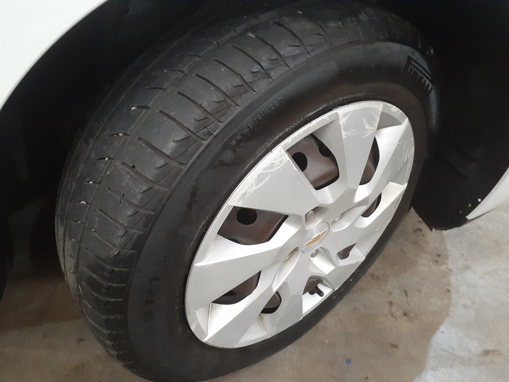 Chevrolet Onix Branco