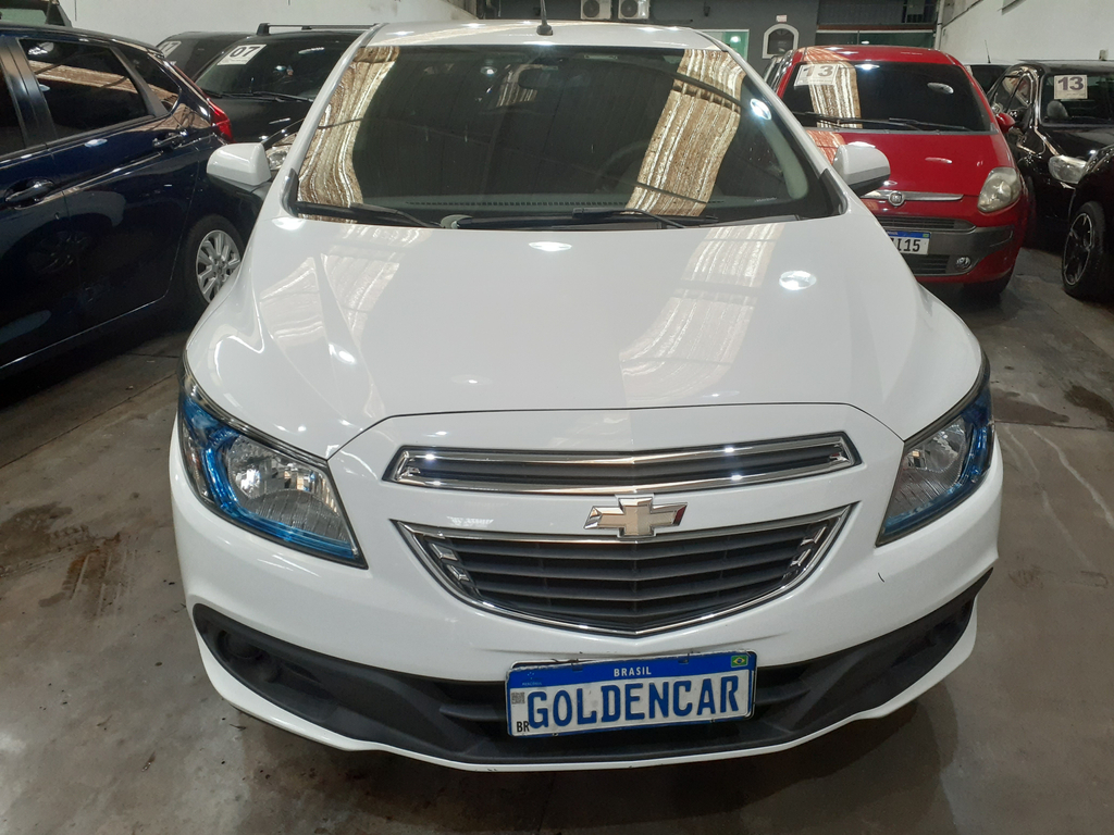 Chevrolet Onix Branco