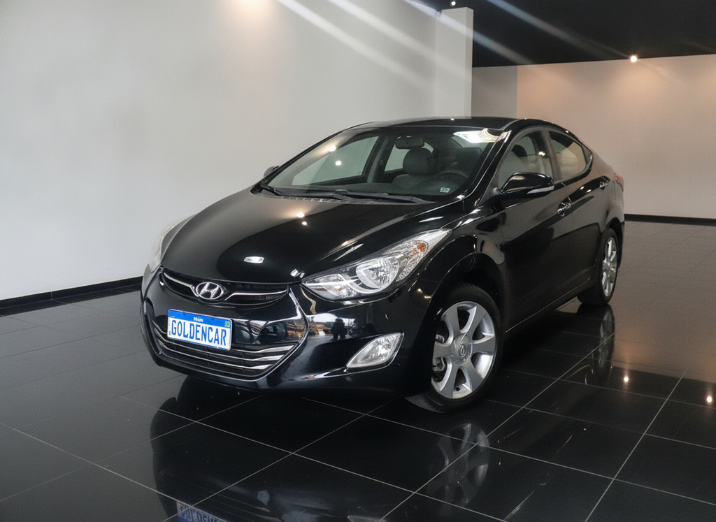 Hyundai Elantra Preto