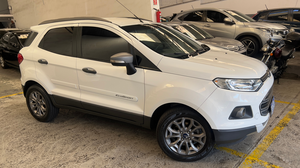 Ford EcoSport Branco
