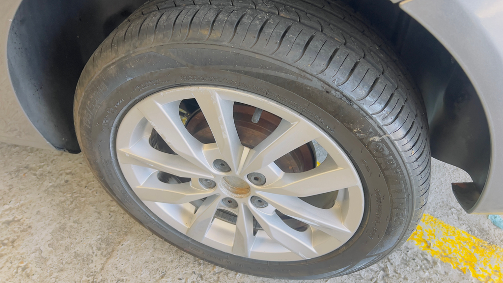 Volkswagen SpaceFox Cinza