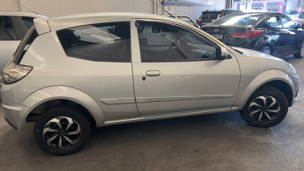 Ford Ka Prata