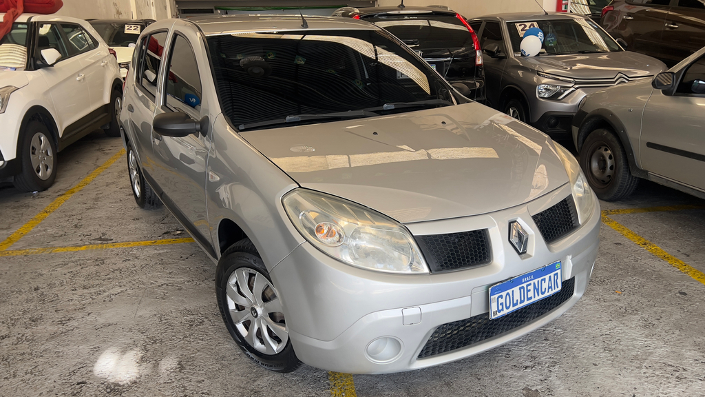 Renault Sandero Prata