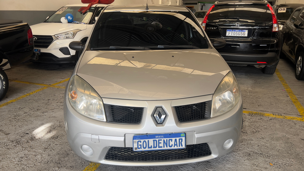 Renault Sandero Prata
