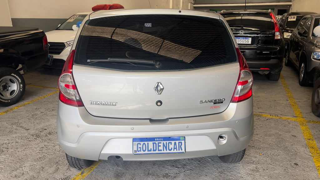 Renault Sandero Prata