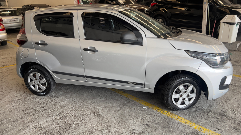 Fiat Mobi Prata