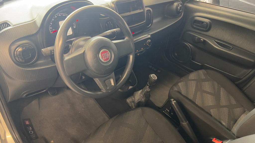 Fiat Mobi Prata