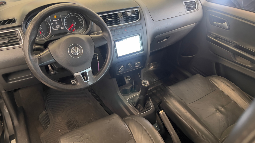 Volkswagen CrossFox Cinza