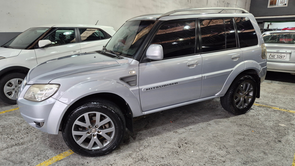 Mitsubishi Pajero TR4 Prata