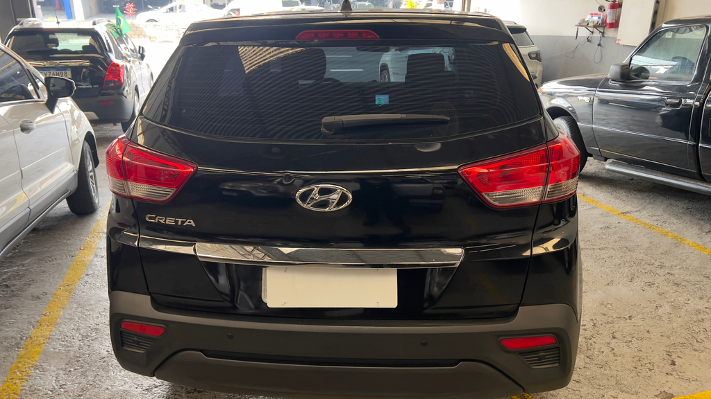 Hyundai Creta Preto