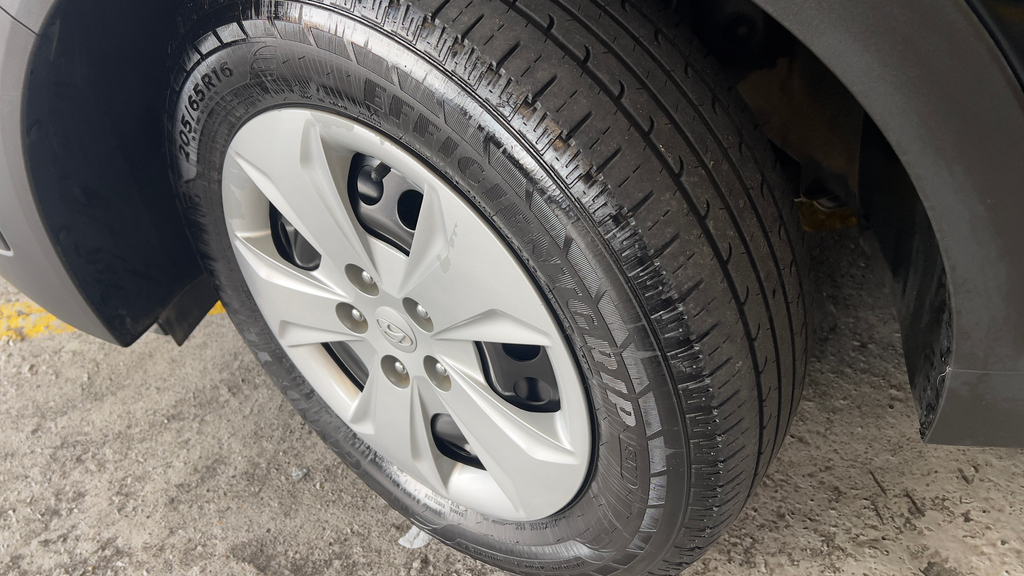 Hyundai Creta Preto