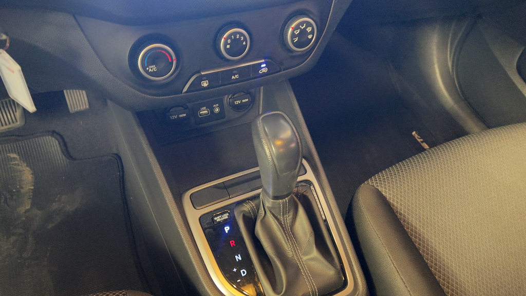 Hyundai Creta Preto
