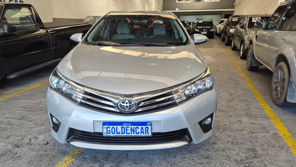 Toyota Corolla Prata