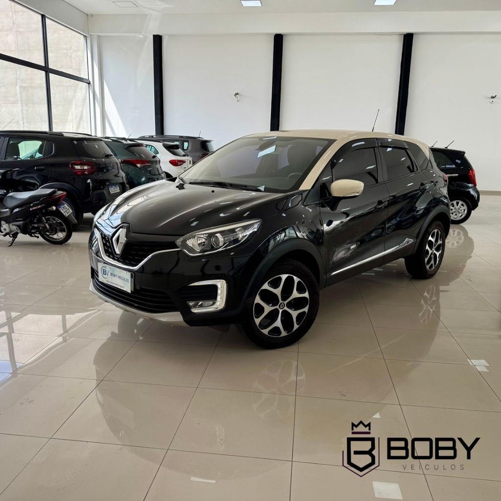 Renault Captur Preto