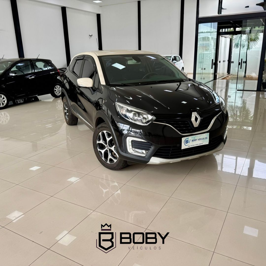Renault Captur Preto