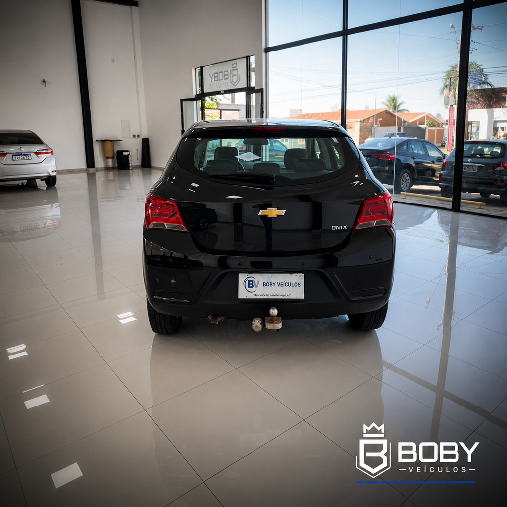Chevrolet Onix Preto