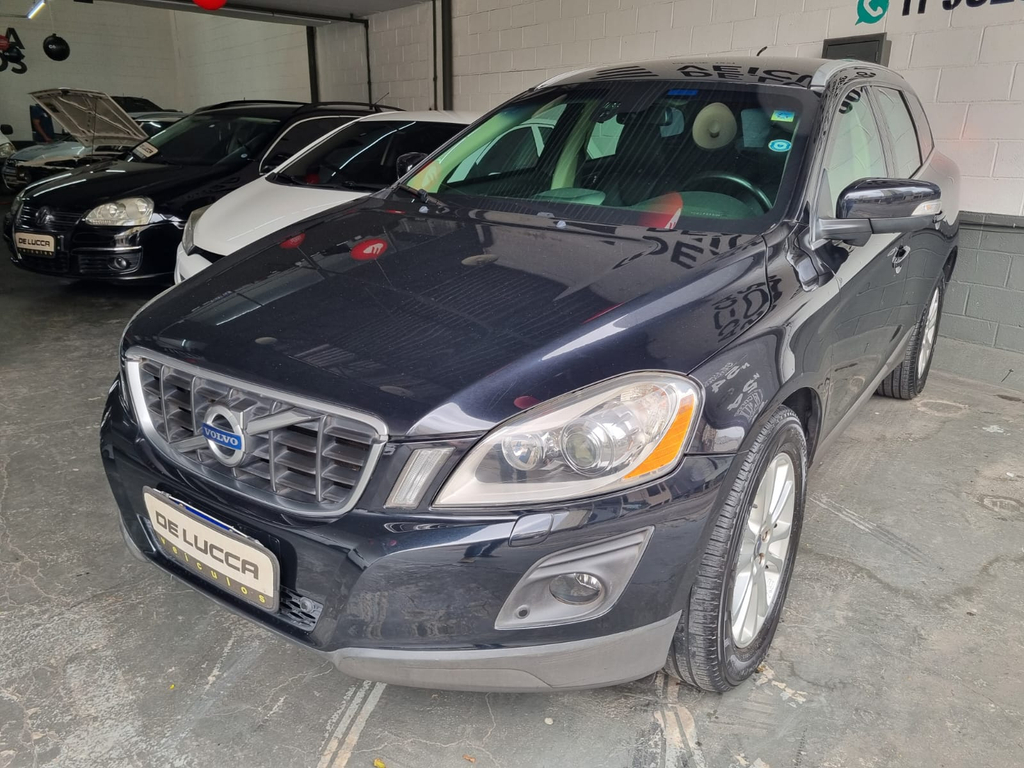 Volvo XC60 Preto