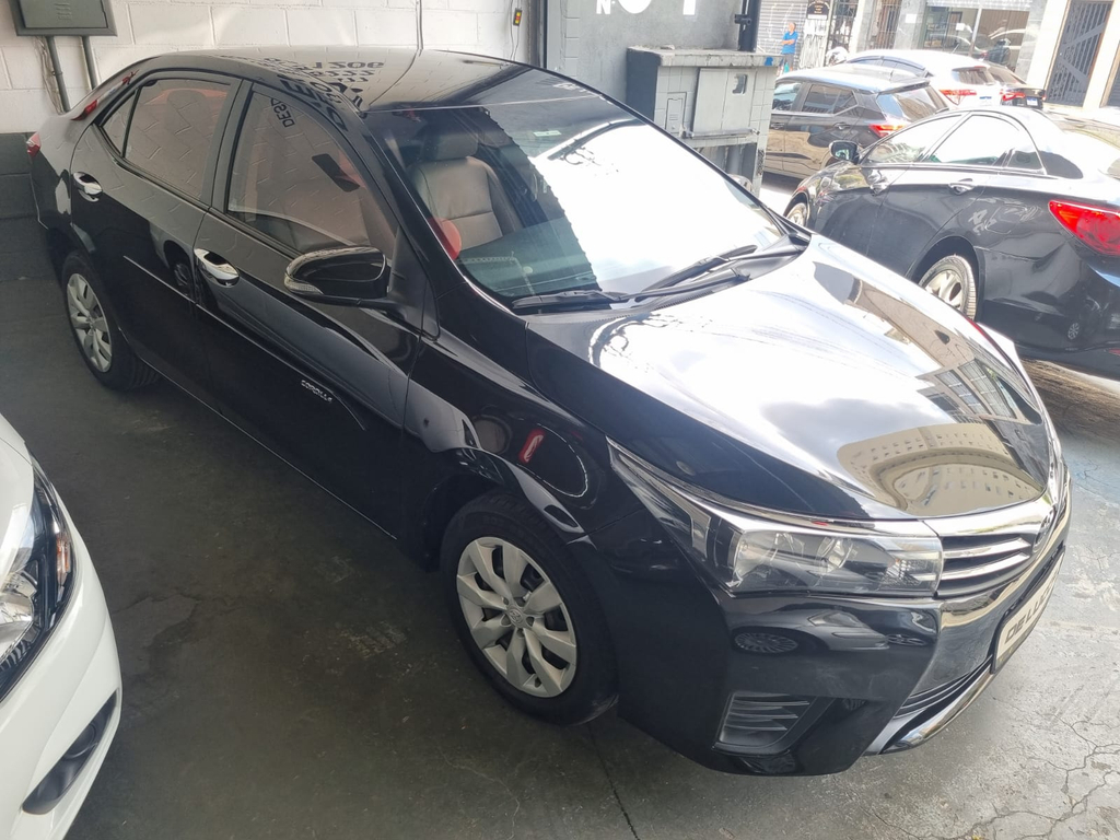 Toyota Corolla Preto