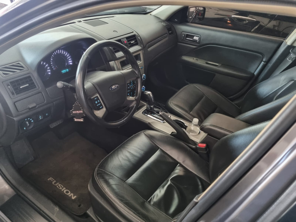 Ford Fusion Cinza