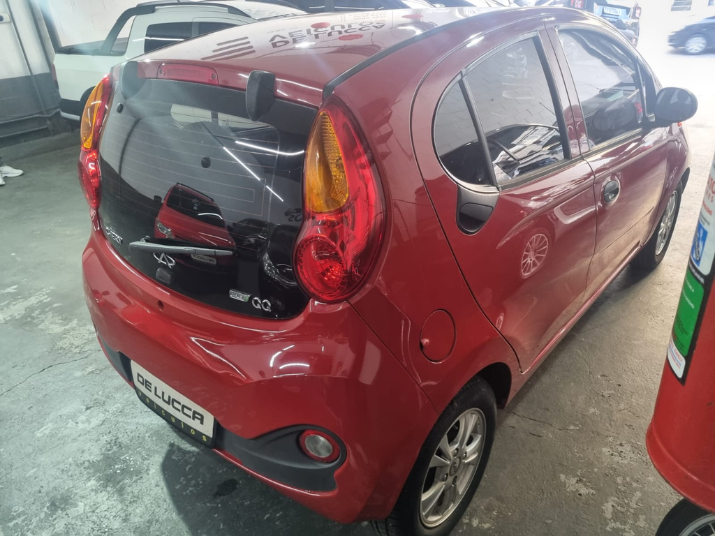 Chery QQ Vermelho