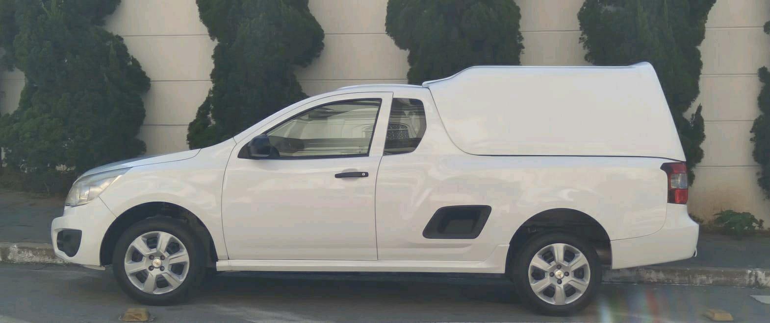 Chevrolet Montana Branco