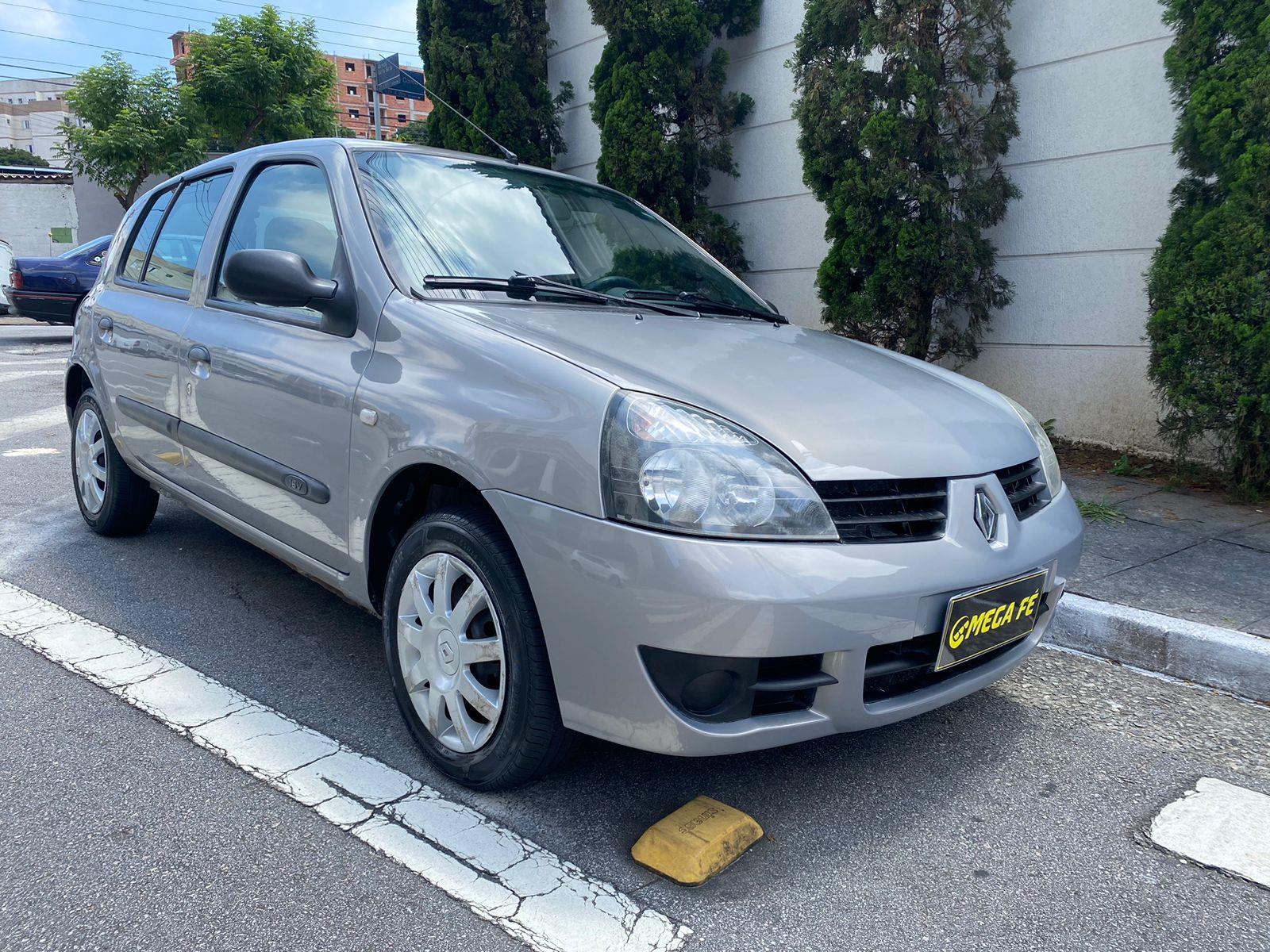 Renault Clio Bege