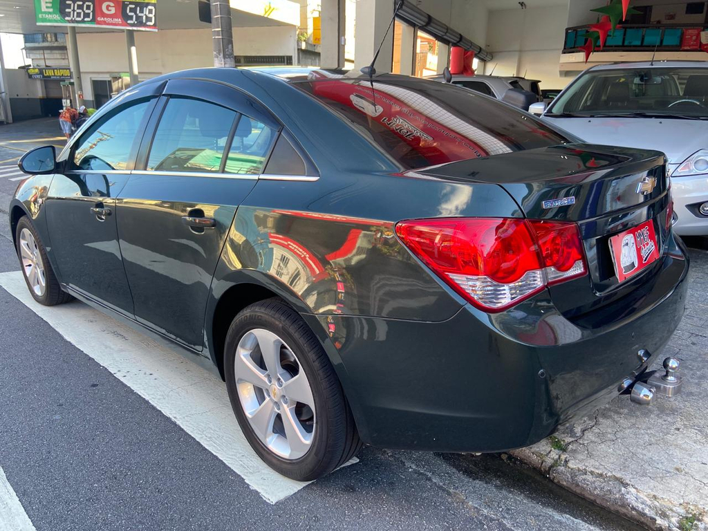 Chevrolet Cruze Verde