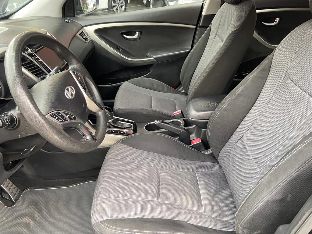 Hyundai i30 Preto