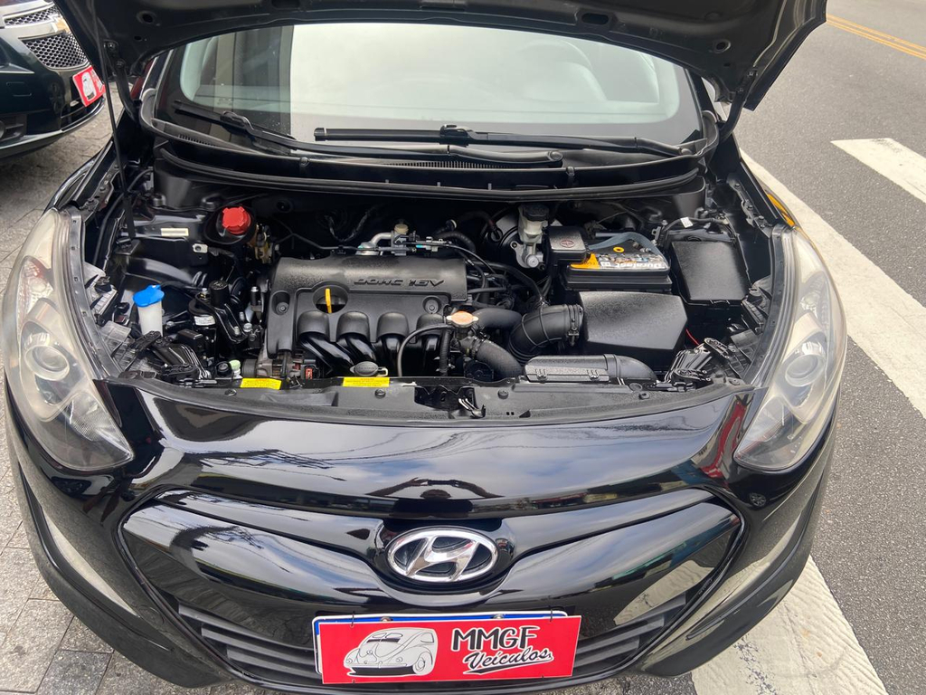 Hyundai i30 Preto