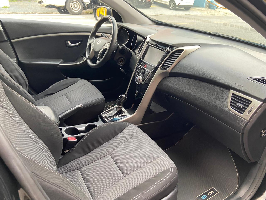 Hyundai i30 Preto