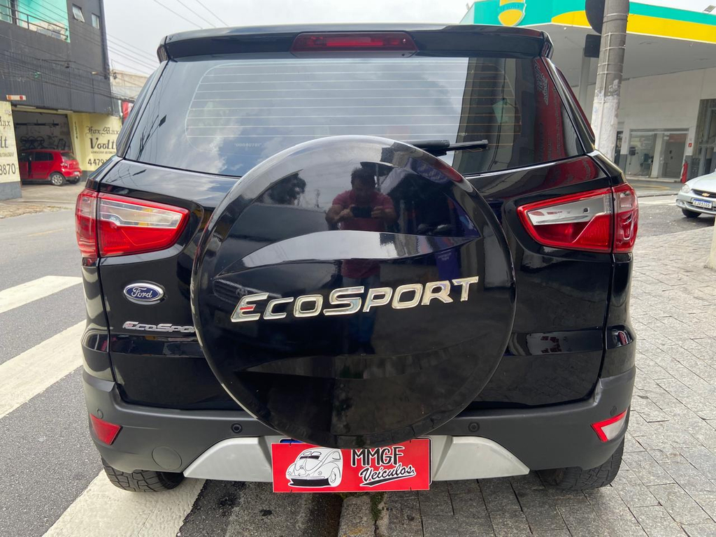 Ford EcoSport Preto