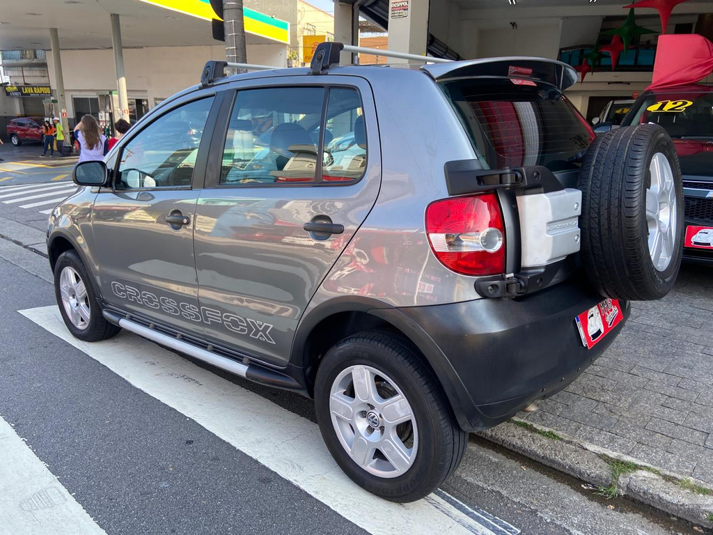 Volkswagen CrossFox Cinza