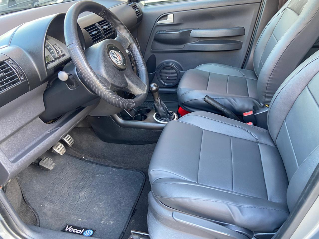 Volkswagen CrossFox Cinza