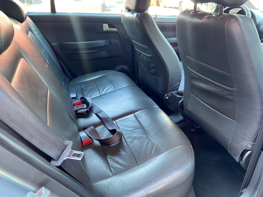 Volkswagen CrossFox Cinza