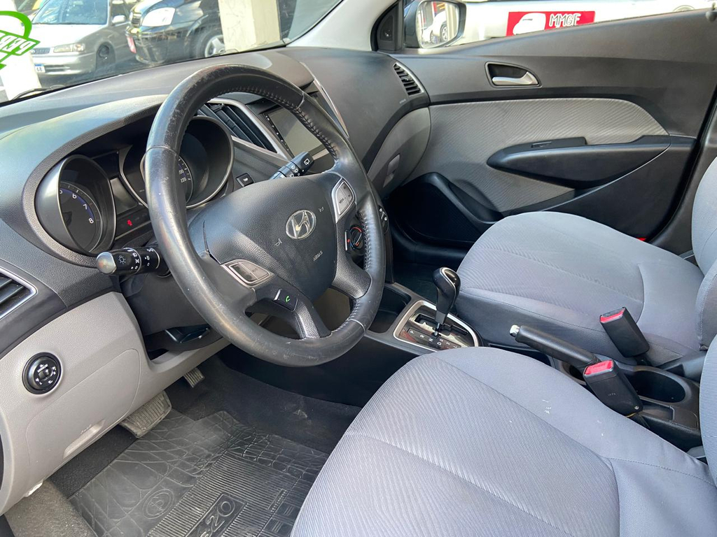 Hyundai HB20 Preto