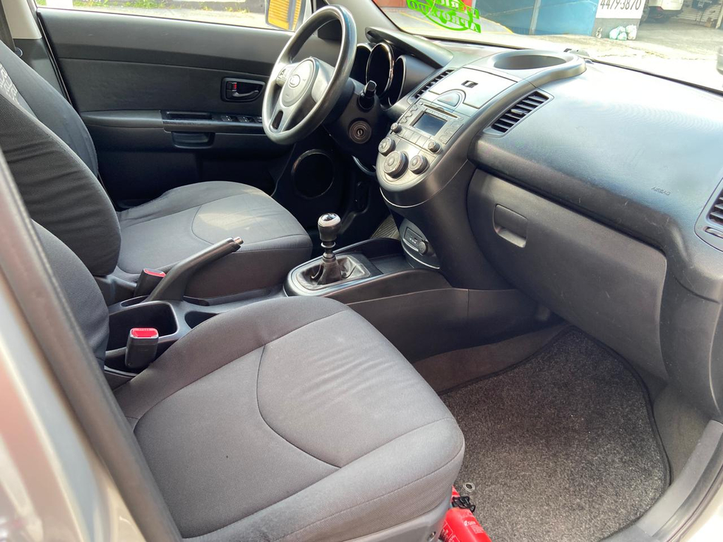 Kia Soul Prata