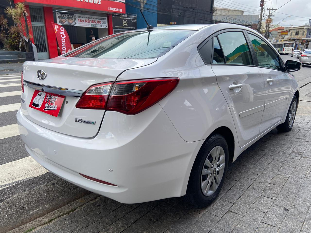 Hyundai HB20S Branco
