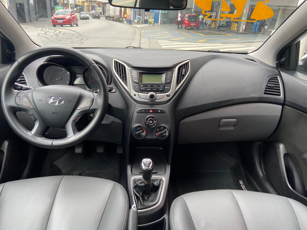 Hyundai HB20S Branco